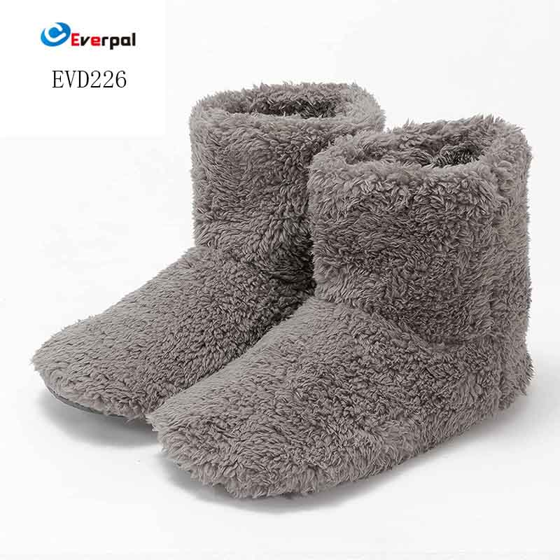 เหตุใดรองเท้าแตะ Bootie สำหรับผู้หญิงในบ้านจึงกลายเป็นตัวเลือกที่ต้องมีเพื่อความสบายและมีสไตล์ที่บ้าน