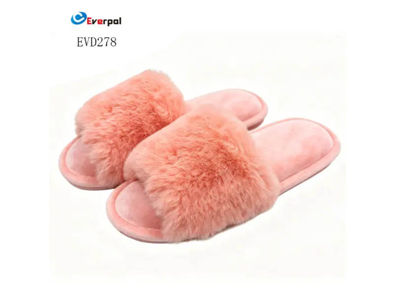 รองเท้าแตะห้องนอน Fuzzy Fur Indoor House สำหรับผู้หญิง